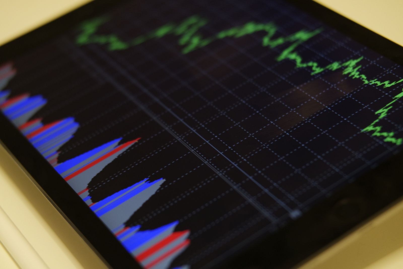SimianX AI Courbe d'utilisation du cloud IA et potentiel de revenu SimianX AI Courbe d'utilisation du cloud IA et potentiel de revenu